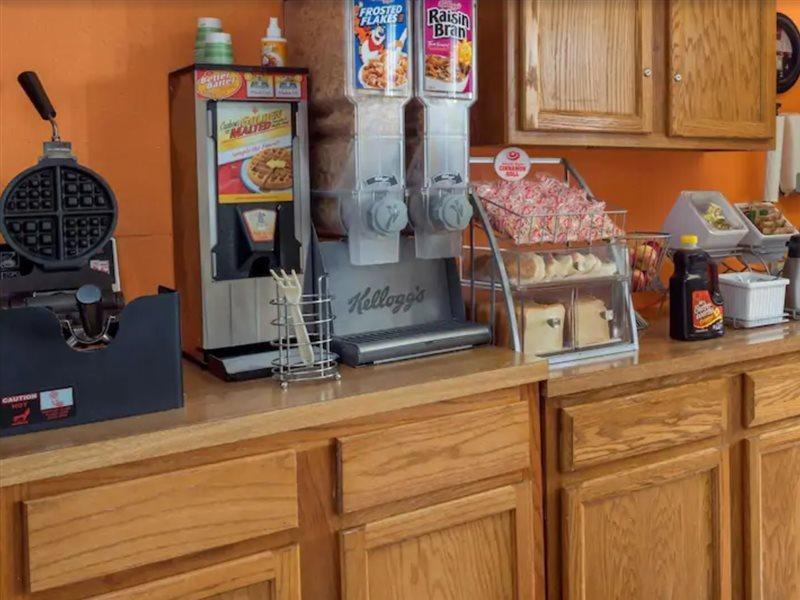 Super 8 By Wyndham Omaha Ne Ξενοδοχείο Εξωτερικό φωτογραφία